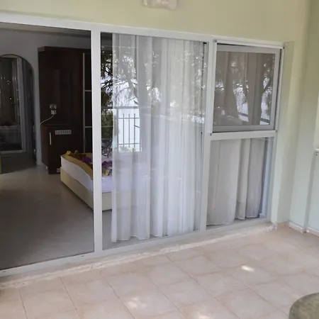 Resort Pine Beach Boutique Turunç