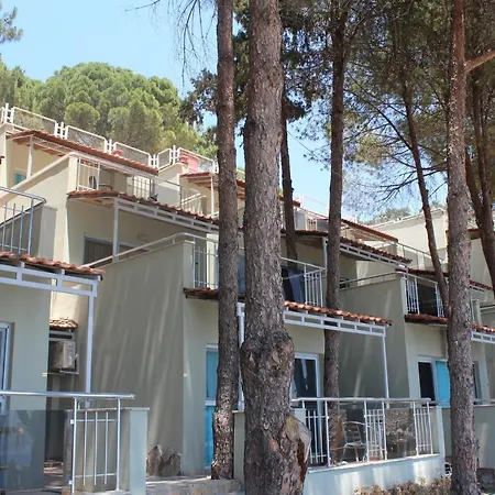 Pine Beach Boutique * Turunç