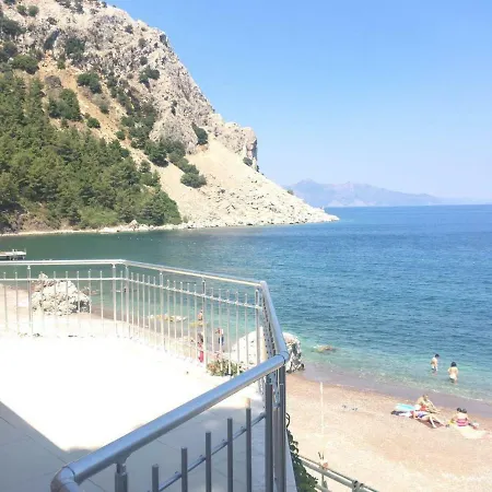 Pine Beach Boutique Turunç